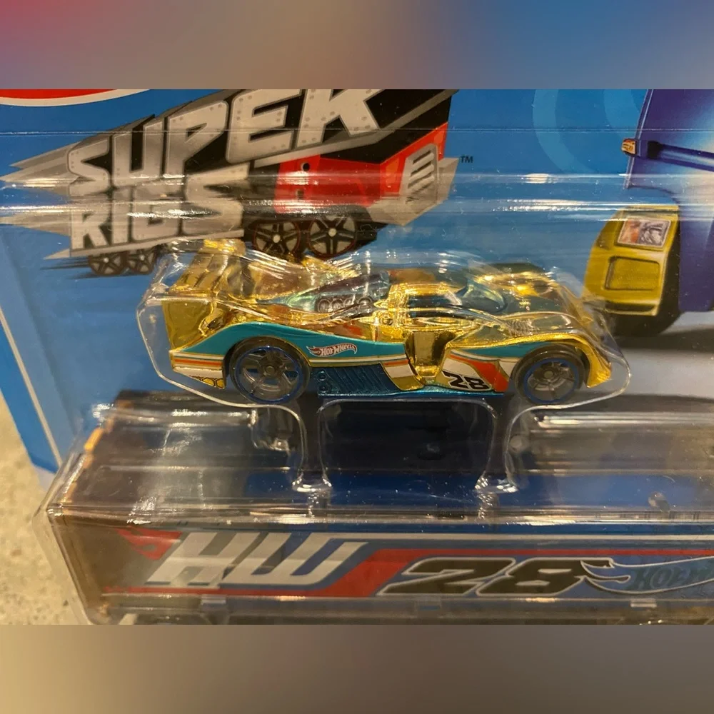 HOT WHEELS SUPER RIGS RIG DOG NEW‎ IN PACKAGE 2020